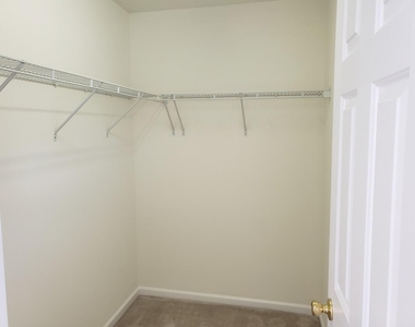 718 Delta Downs Drive - Photo Thumbnail 7