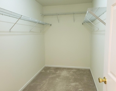 718 Delta Downs Drive - Photo Thumbnail 10