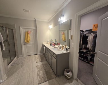 225 Azure Mist Drive - Photo Thumbnail 14