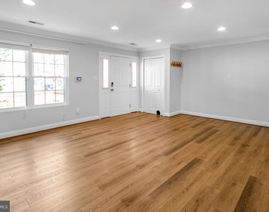 14318 S Shore Court - Photo Thumbnail 3