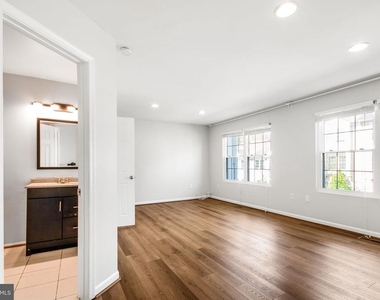 14318 S Shore Court - Photo Thumbnail 19