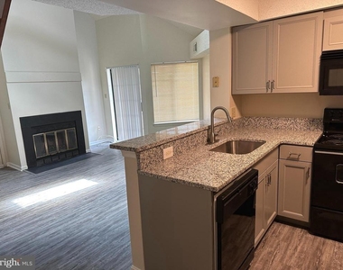 14003 Justin Way - Photo Thumbnail 4