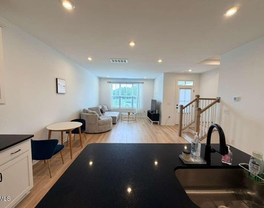 1633 Wendell Valley Boulevard - Photo Thumbnail 7