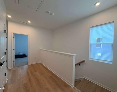 1633 Wendell Valley Boulevard - Photo Thumbnail 11