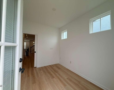 1633 Wendell Valley Boulevard - Photo Thumbnail 8
