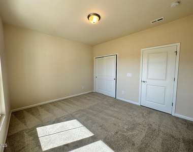 4933 Flathead Place - Photo Thumbnail 14