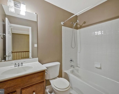 1815 Spanish Oak Lane - Photo Thumbnail 30