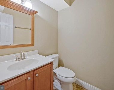 1815 Spanish Oak Lane - Photo Thumbnail 6