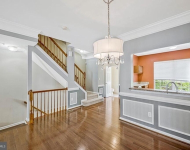 1815 Spanish Oak Lane - Photo Thumbnail 13