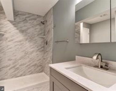 12702 N Point Lane - Photo Thumbnail 11