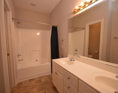 3319 Philmont Drive - Photo Thumbnail 16