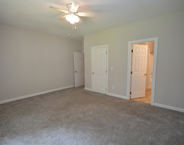 3319 Philmont Drive - Photo Thumbnail 12