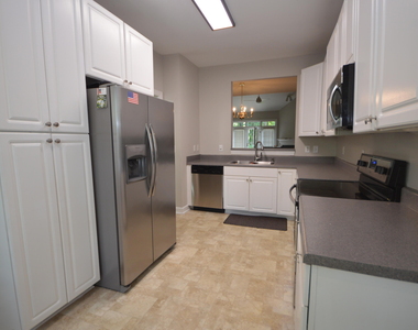 3319 Philmont Drive - Photo Thumbnail 5