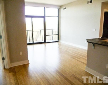 140 W Franklin Street - Photo Thumbnail 2
