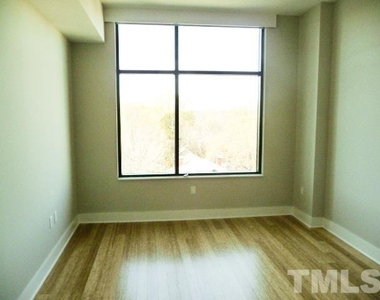 140 W Franklin Street - Photo Thumbnail 8