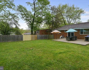717 Hillsboro Drive - Photo Thumbnail 6