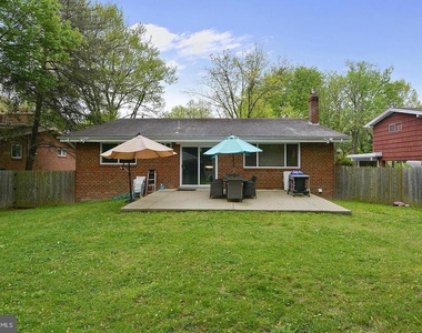 717 Hillsboro Drive - Photo Thumbnail 10