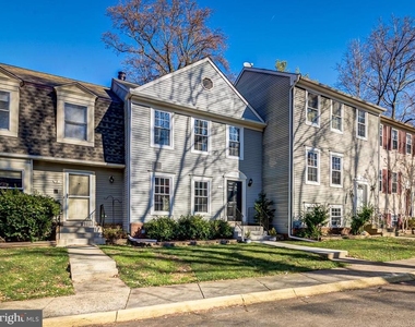 5 Climbing Ivy Court - Photo Thumbnail 1
