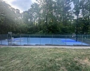 6402 English Oaks Drive - Photo Thumbnail 17