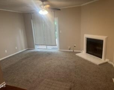 6402 English Oaks Drive - Photo Thumbnail 4