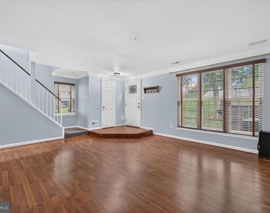 18917 Highstream Drive - Photo Thumbnail 4
