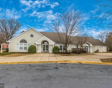 18917 Highstream Drive - Photo Thumbnail 24