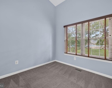 18917 Highstream Drive - Photo Thumbnail 12