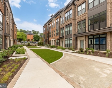 5530 Topaz Lane - Photo Thumbnail 1