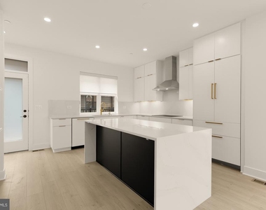 5530 Topaz Lane - Photo Thumbnail 6