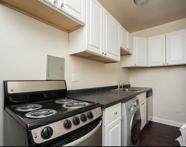 3345-47 N Marshfield Ave - Photo Thumbnail 2