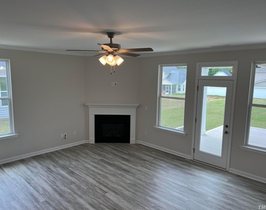 248 Streamliner Boulevard - Photo Thumbnail 2