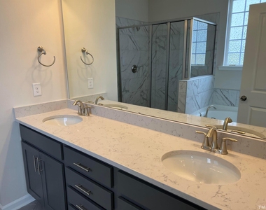 248 Streamliner Boulevard - Photo Thumbnail 8