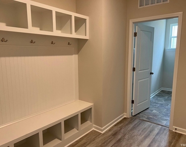 248 Streamliner Boulevard - Photo Thumbnail 11