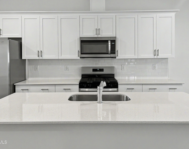 1404 Jasmine View Way - Photo Thumbnail 6