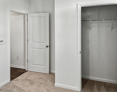 1404 Jasmine View Way - Photo Thumbnail 22