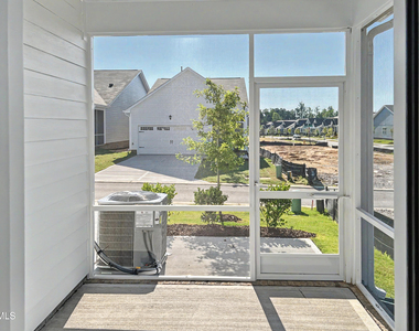 1404 Jasmine View Way - Photo Thumbnail 21