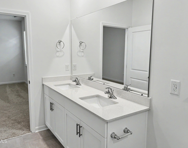 1404 Jasmine View Way - Photo Thumbnail 12