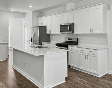 1404 Jasmine View Way - Photo Thumbnail 3