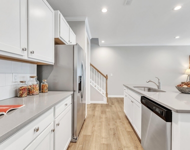 1706 Ballard Drive - Photo Thumbnail 22