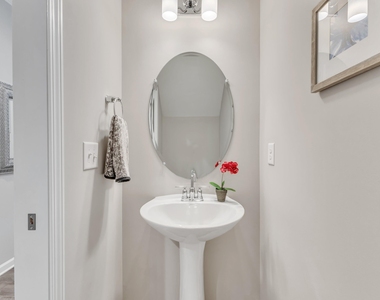 1706 Ballard Drive - Photo Thumbnail 15