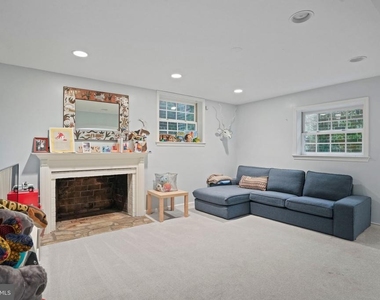 5320 Albemarle Street - Photo Thumbnail 25