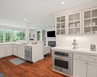5320 Albemarle Street - Photo Thumbnail 5