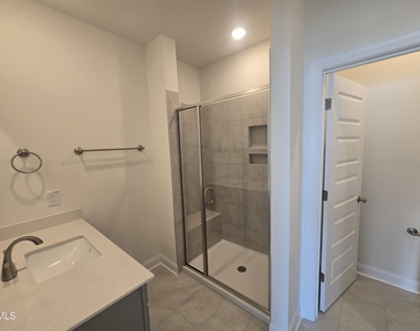 109 Ailey Brook Way - Photo Thumbnail 15