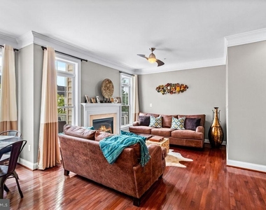 9701 Mossy Bark Lane - Photo Thumbnail 17