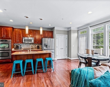 9701 Mossy Bark Lane - Photo Thumbnail 19