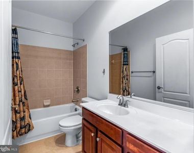 9701 Mossy Bark Lane - Photo Thumbnail 39