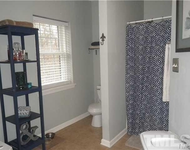 720 Bilyeu Street - Photo Thumbnail 5