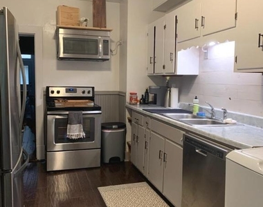 205 W 5th Street - Photo Thumbnail 1