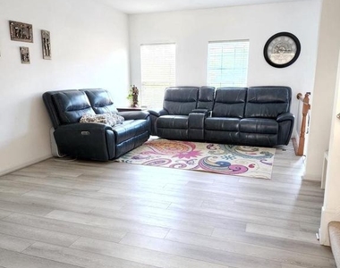 5808 Mercantile Drive W - Photo Thumbnail 2