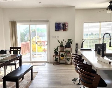 5808 Mercantile Drive W - Photo Thumbnail 7